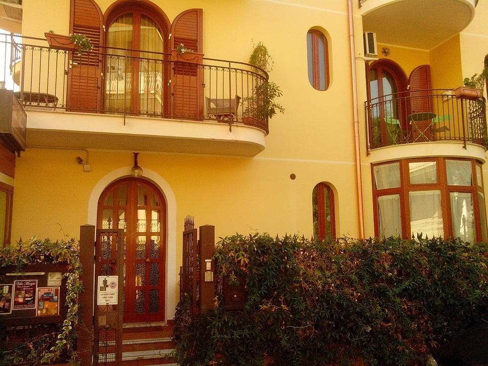 Villa Marysa Studio Apartment Giardini Naxos Exterior photo