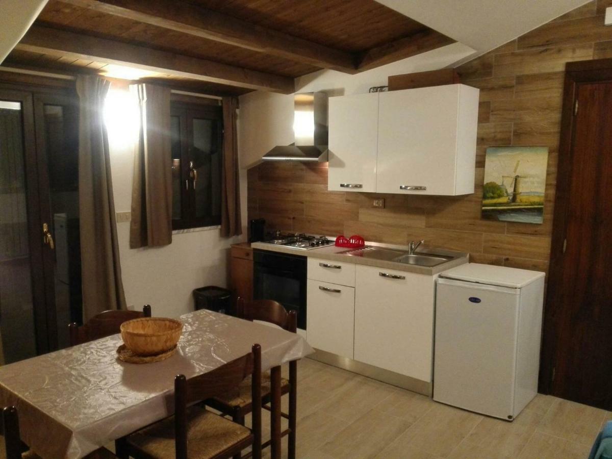 Villa Marysa Studio Apartment Giardini Naxos Exterior photo