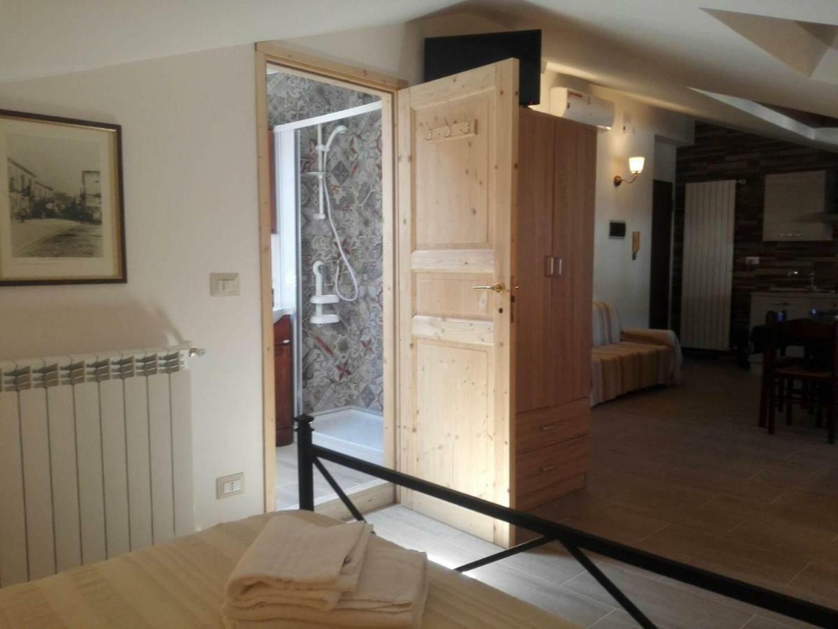Villa Marysa Studio Apartment Giardini Naxos Exterior photo
